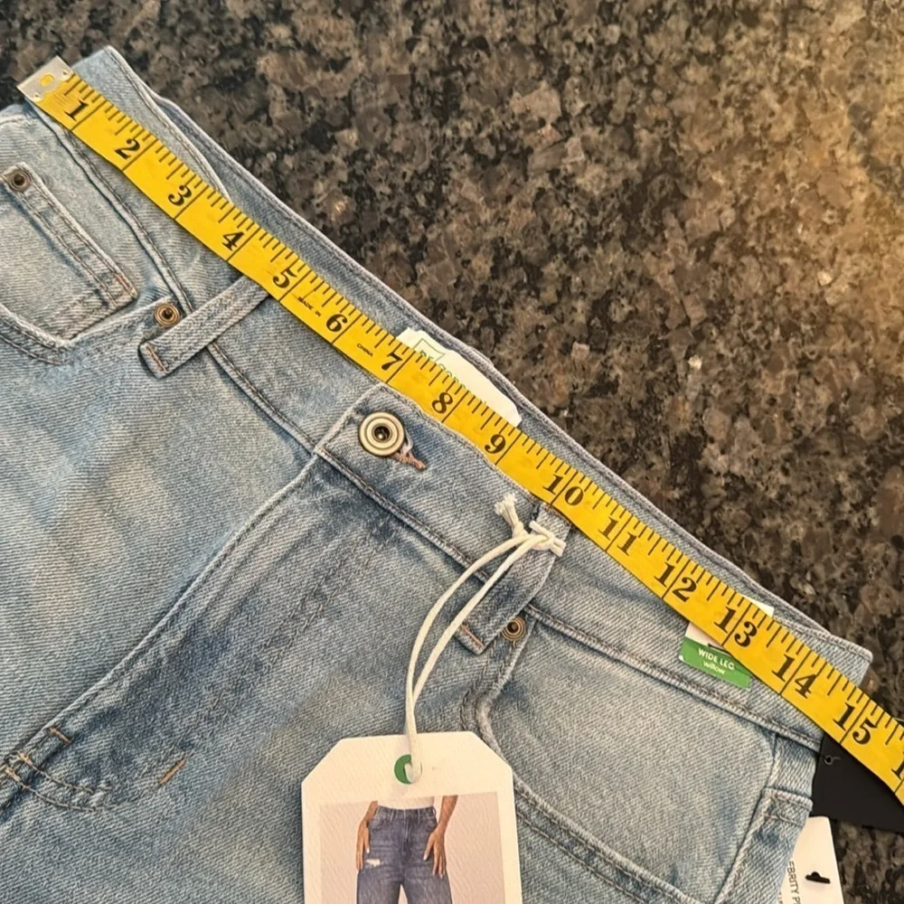Celebrity Pink High Rise wide leg willow jeans NWT 7/28
